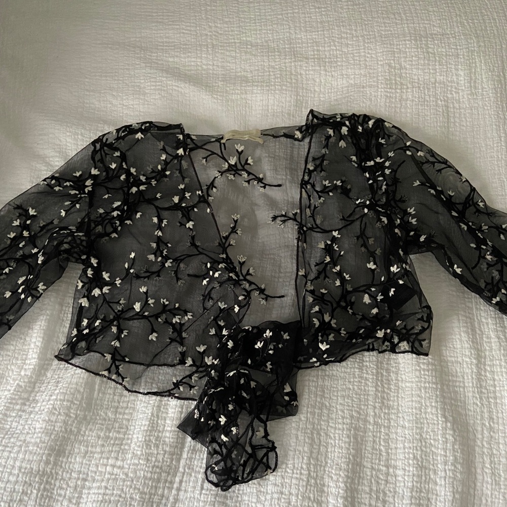Urban outfitters black flowered tie crop top